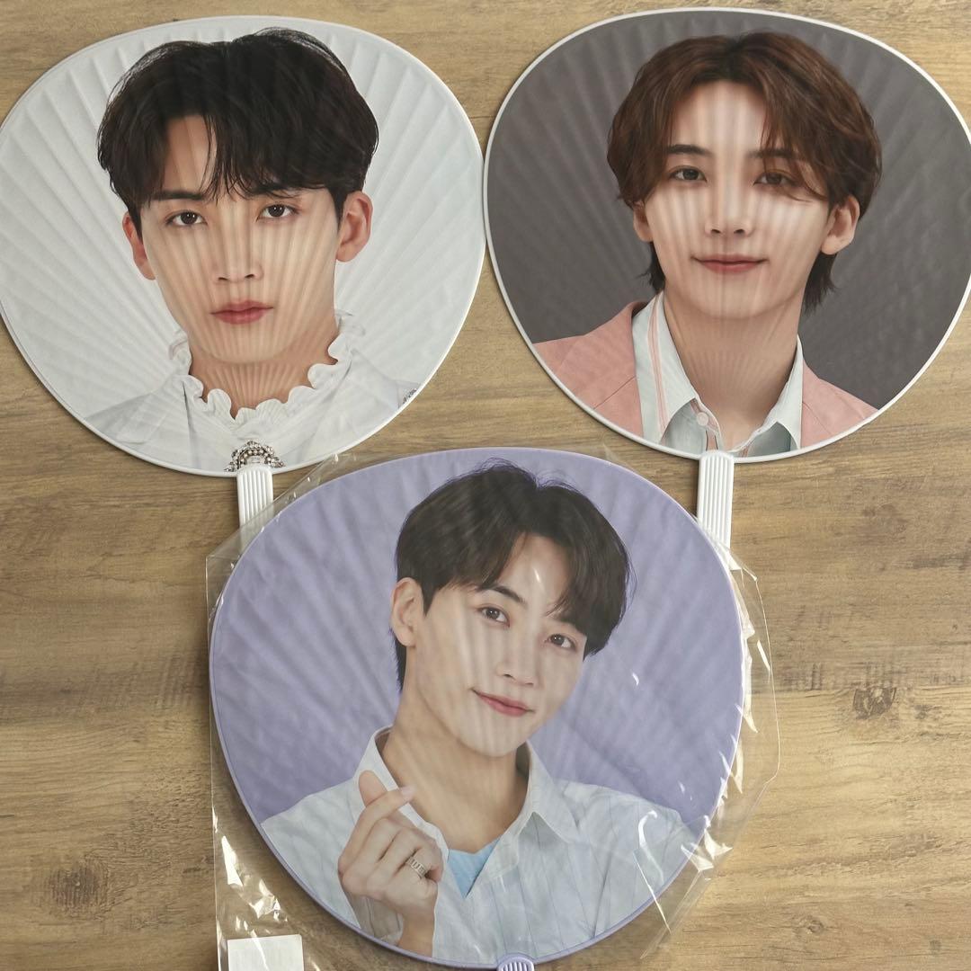 セブチ ジョンハン うちわ グッズ まとめ売り セット - メルカリ