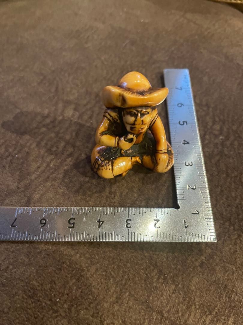 ⚫️アリーヒローズ さま専用⚫️ 根付 異人 （骨 牙等天然素材）