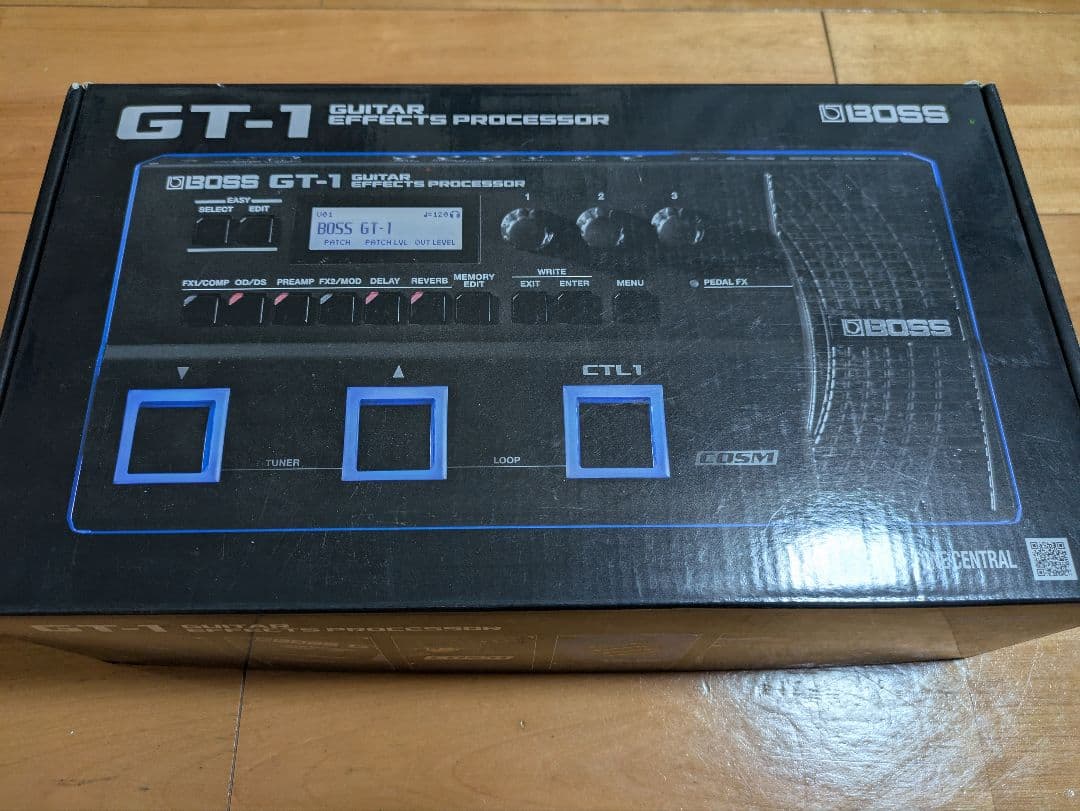 BOSS GT-1 ギター　マルチエフェクター　教科書とアダプター付 Amazon.co.jp: BOSS GT-1 マルチエフェクター 純正アダプター GT-1
