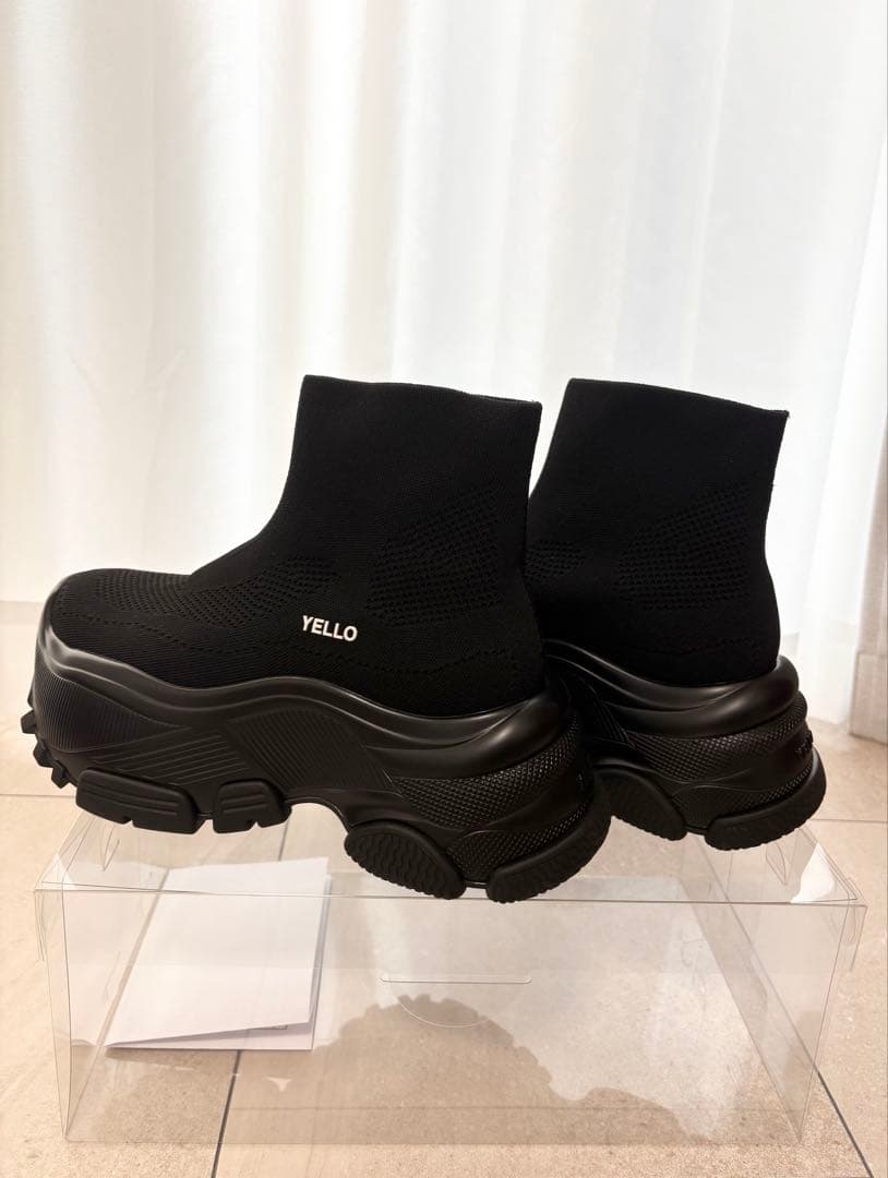 YELLO ブラック ニット ハイカットブーツ YELLO / TOKYO BLACK MID SNEAKER SHORT BOOTS