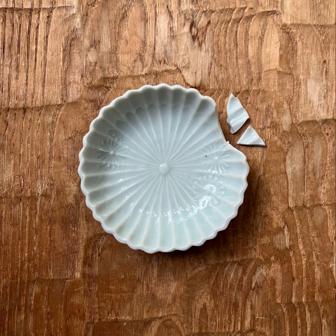 金継ぎ用 江戸末期 伊万里 白磁 小皿 菊図 骨董品 アンティーク - メルカリ