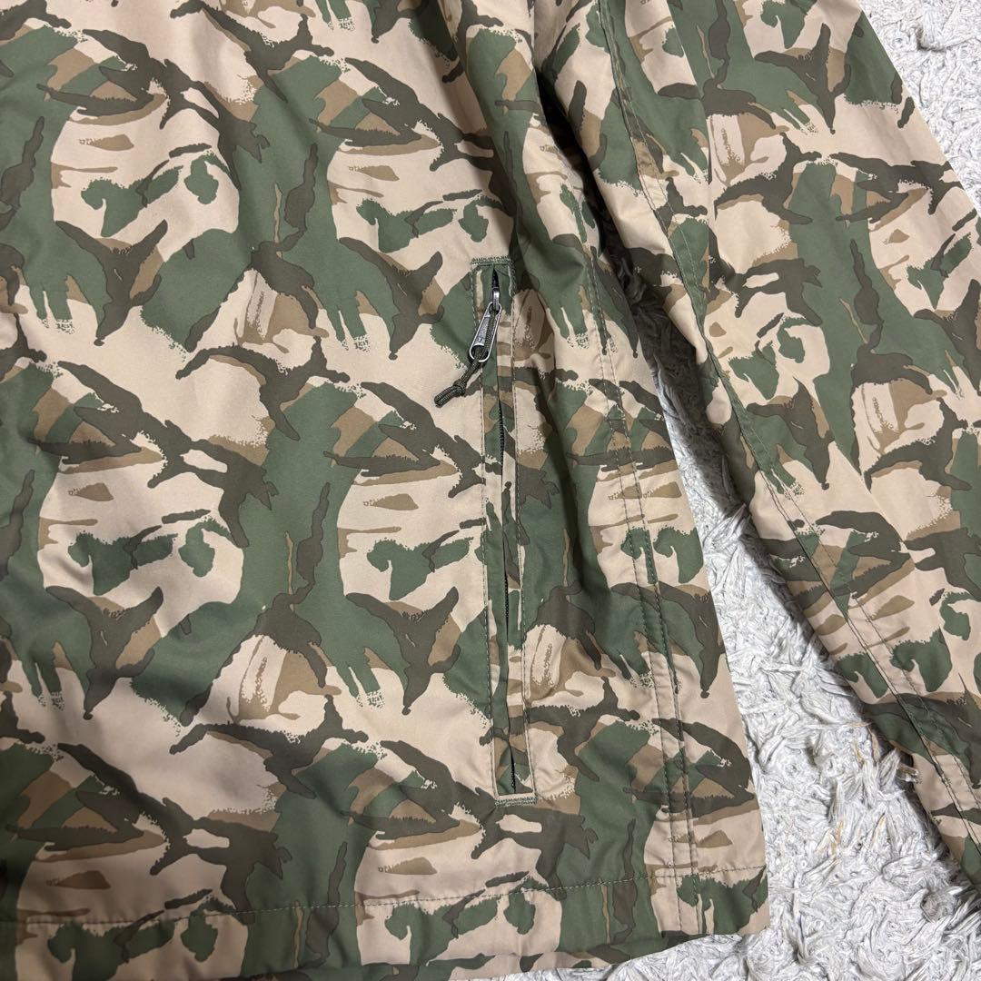 激レア パタゴニア Patagonia ナイロンジャケット カーキ 迷彩柄 S