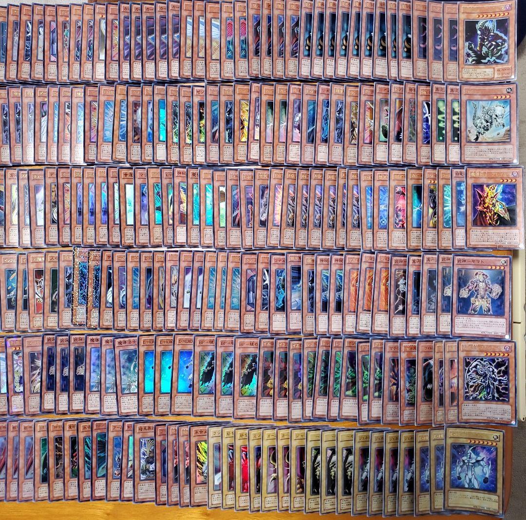 遊戯王 スーパーレア以上まとめ売り 850枚セット 再録版無し 廃盤選別 断捨