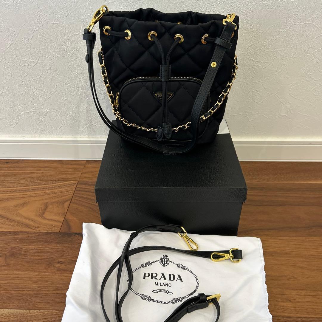 1点のみ。PRADA 巾着型ショルダーバッグ2wayノベルティー - メルカリ