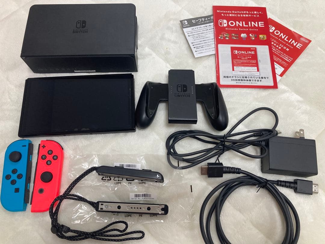 美品　動作OK］2025/8購入　Nintendo Switch 有機ELモデル Nintendo Switch 『新品』Nintendo (有機ELモデル) HEG-S-KAAAA