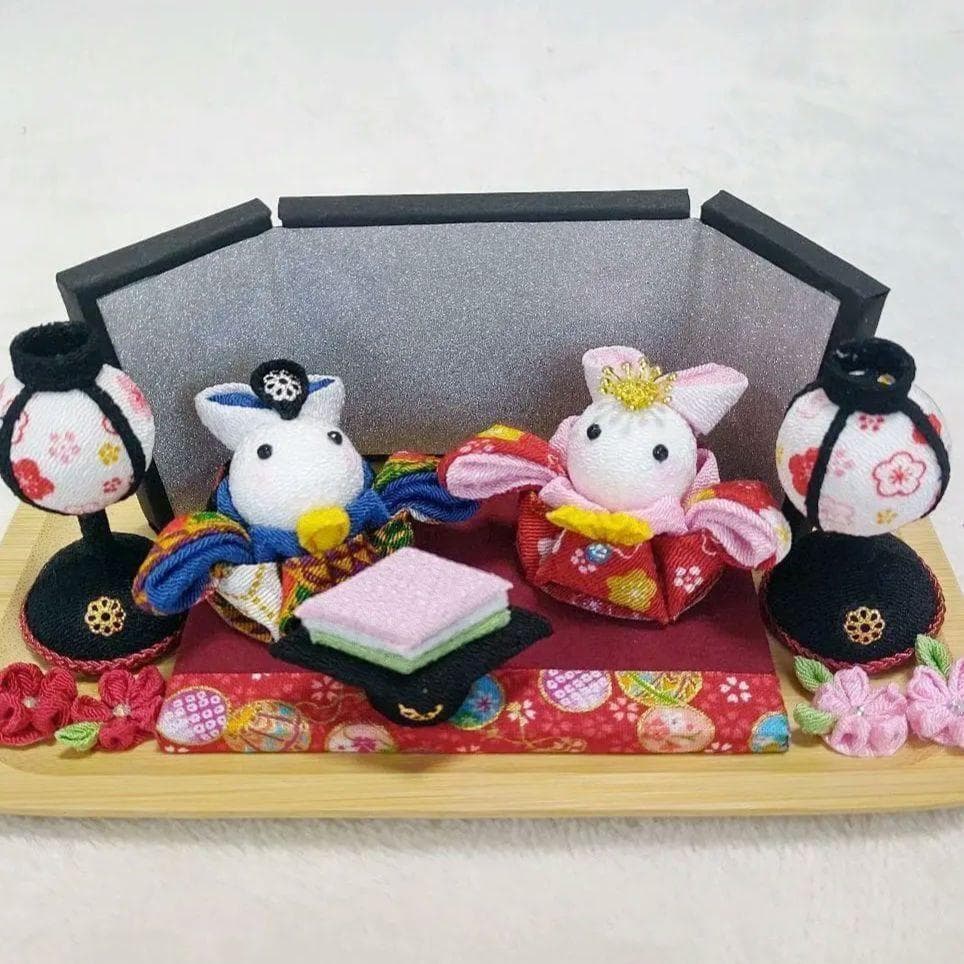 ハンドメイド】ちりめん細工 うさぎの雛人形 つまみ細工 - メルカリ