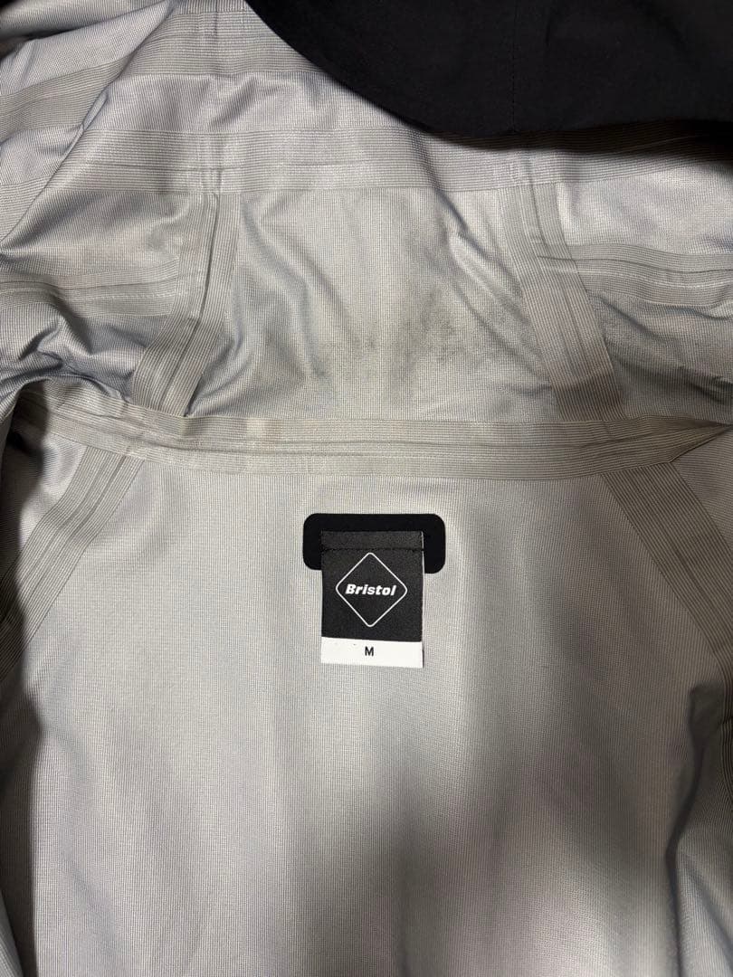 F.C.Real Bristol　ブリストル　ナイロンジャケット