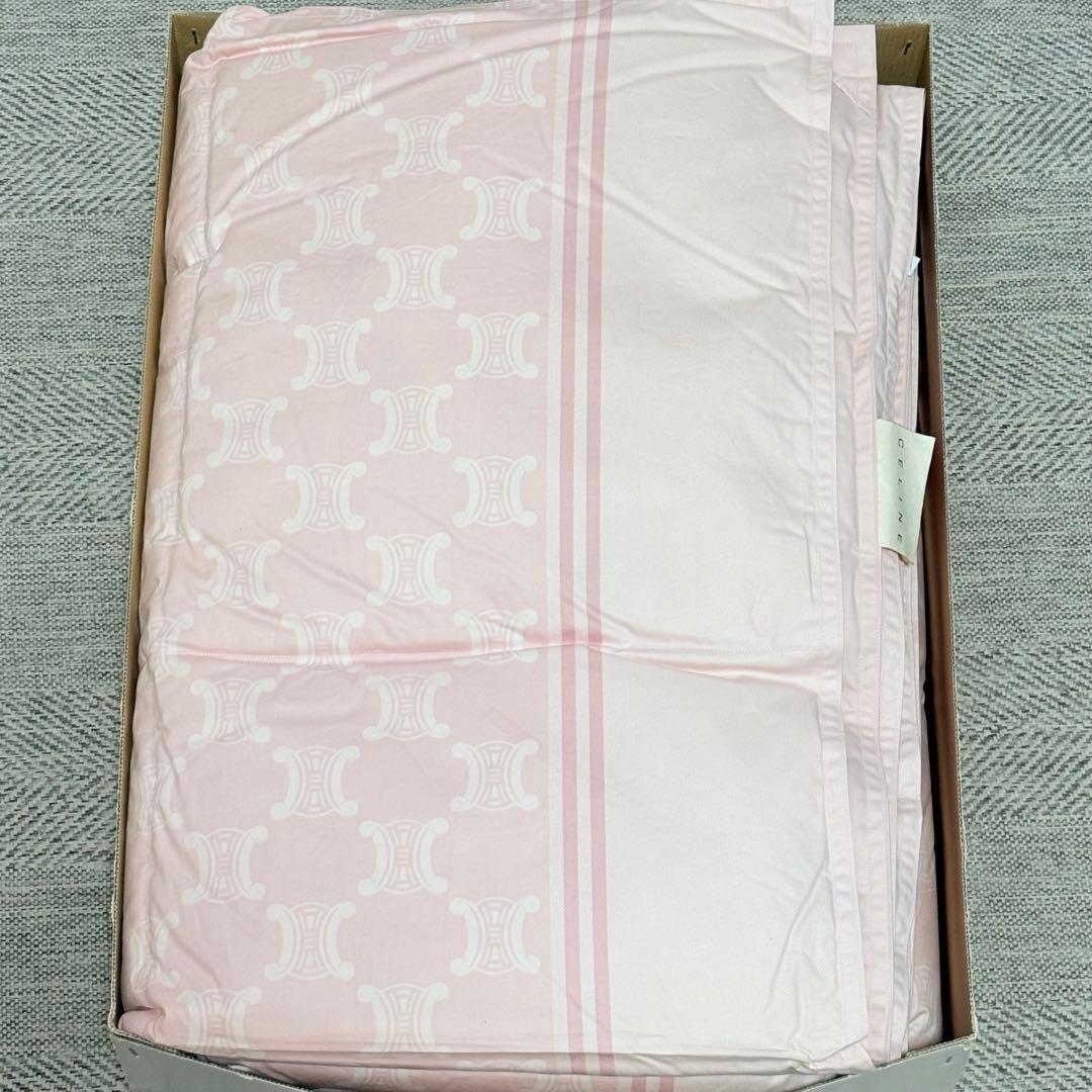 CELINE CELINE セリーヌ トリオンフ総柄 羽毛肌掛けふとん ピンク
