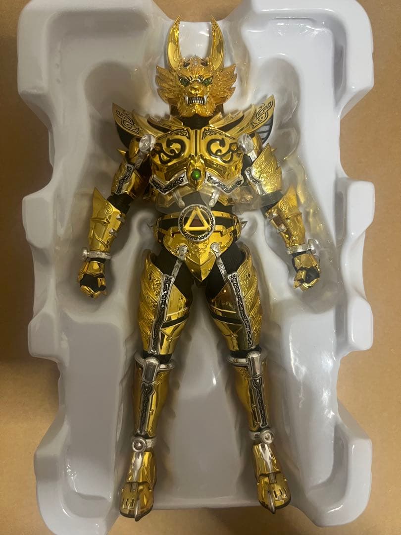 S.H.Figuarts 真骨彫製法 牙狼 黄金騎士ガロ 冴島鋼牙