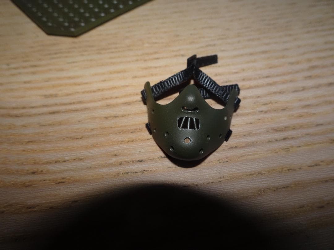 1/6スケールのメタルバウンドカーとハンニバルのマスクタイプのホット