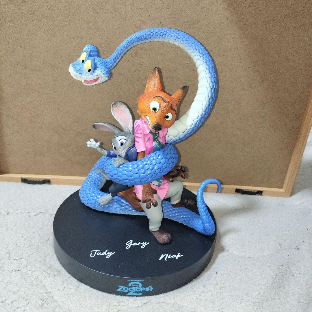 ズートピア　くじ　A賞　フィギュア A賞はポスター再現フィギュア！ Happyくじ『ズートピア2』12月19日