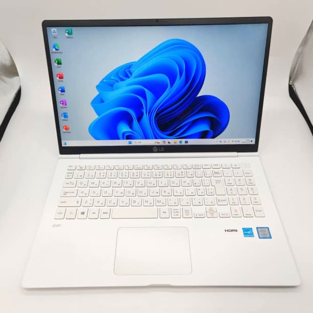 第8世代 i7 軽量 LG gram 15 16GB SSD512GB オフィス 第8世代 i7 軽量 LG gram 15 16GB SSD512GB オフィス
