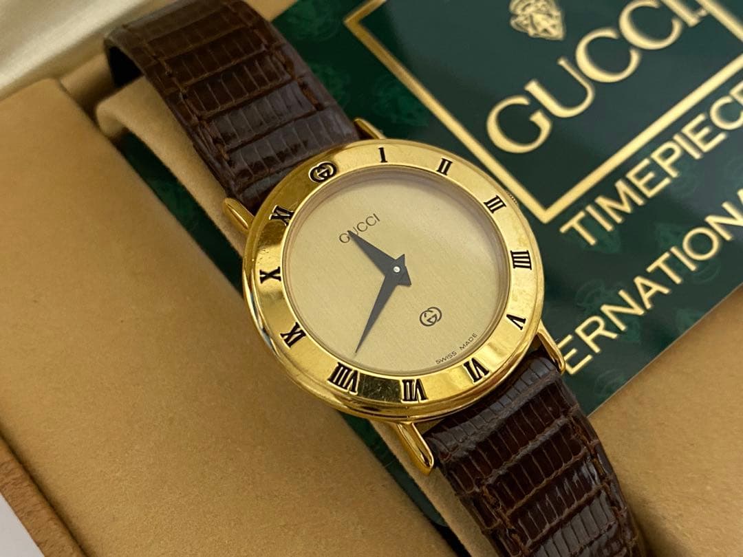 電池交換済み　GUCCI　グッチ　3000L　クオーツ　レディース時計 グッチ GUCCI 3000L クォーツ レディース 腕時計 ブラック文字盤