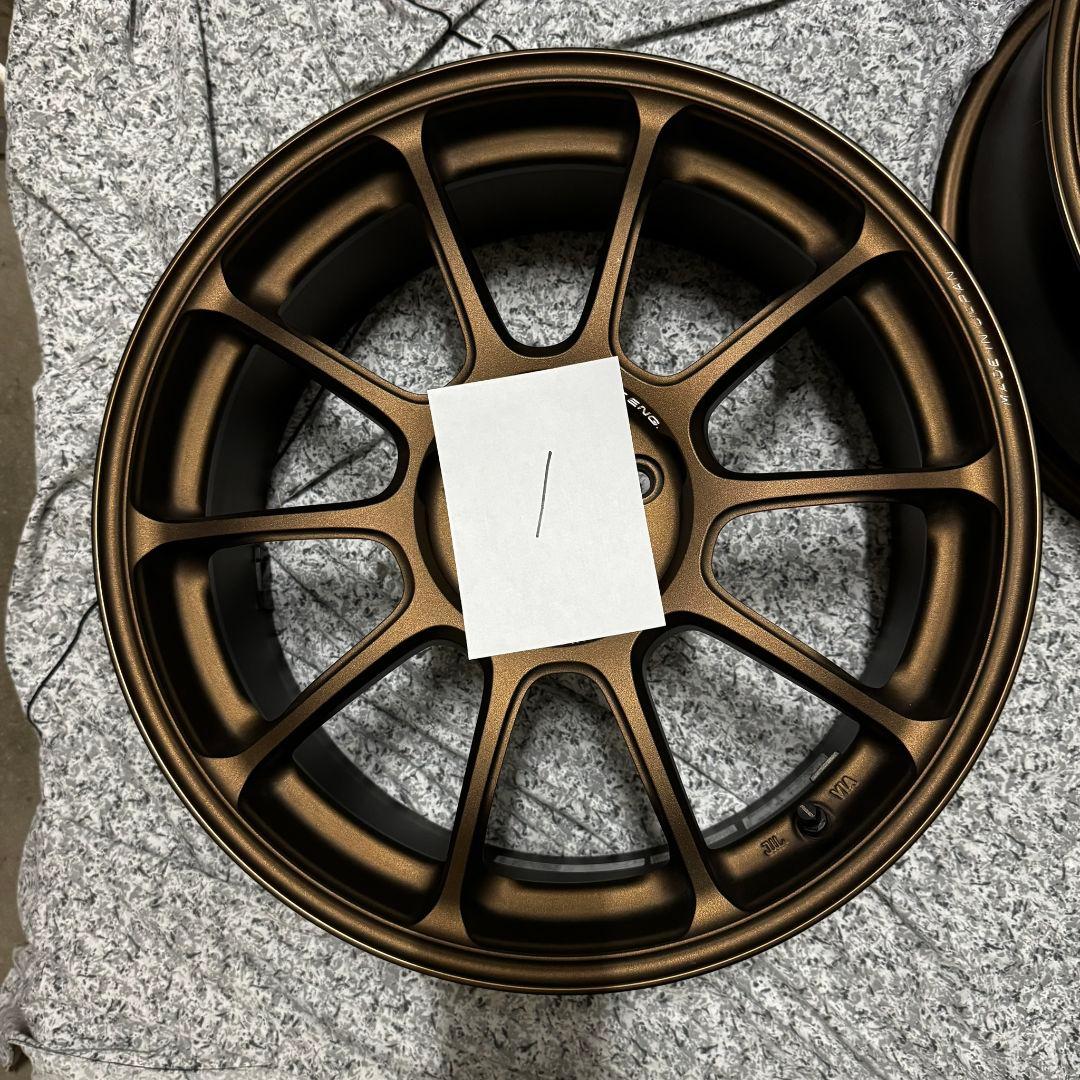 ZE40 18in PCD100 7.5J+48/8.5J+45 ブロンズ