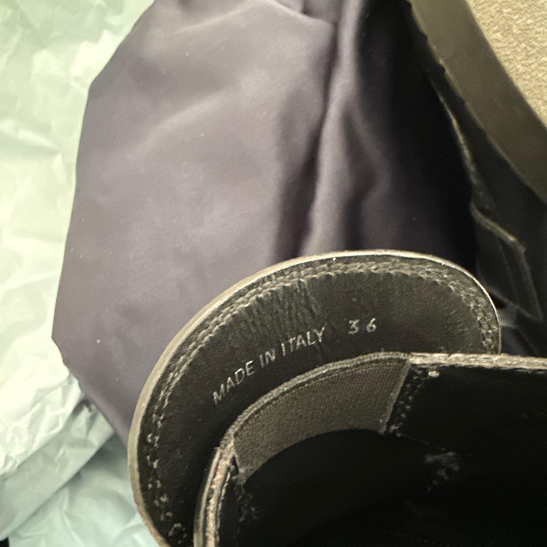 RONISARA さま専用 PRADA ブラック ローファー 保存袋付き - メルカリ