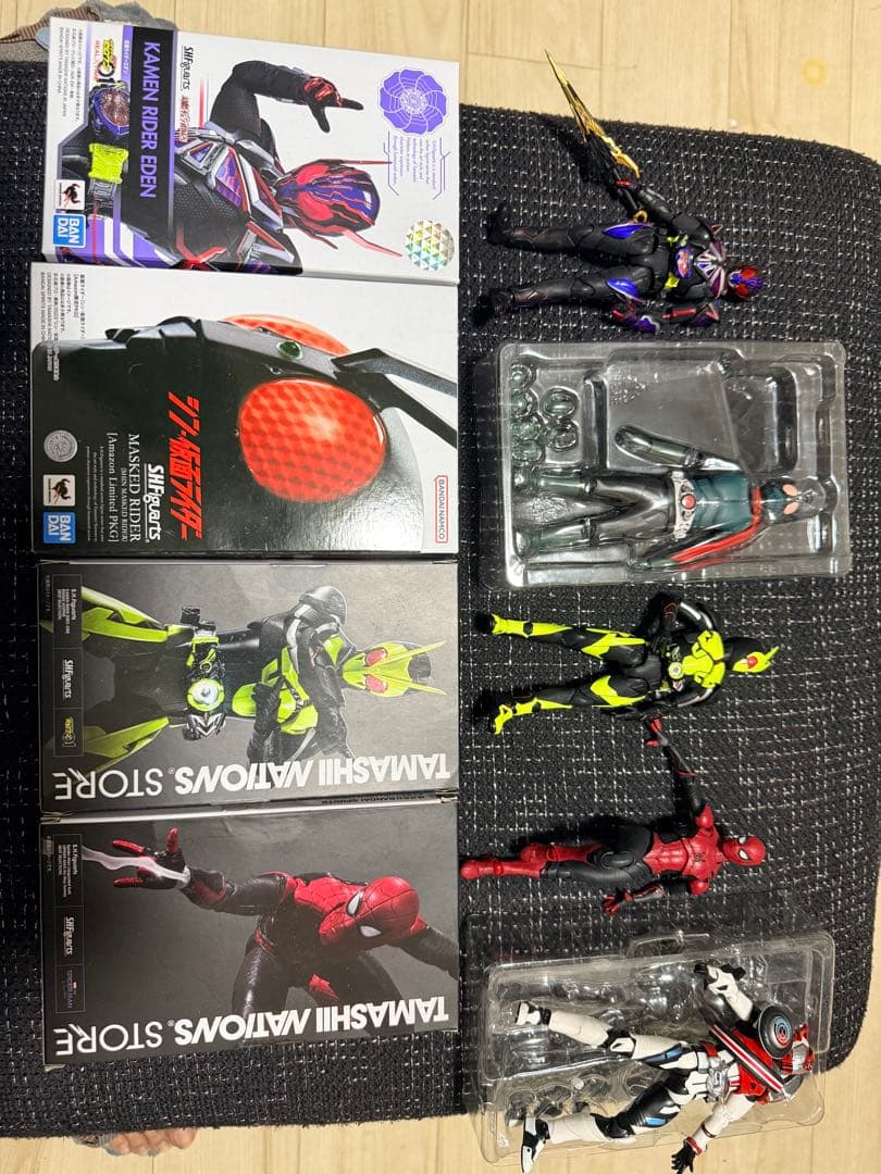 仮面ライダーS.H.Figuartsセット• 5体セット バンダイ(BANDAI)|S.H.Figuarts 仮面ライダーZX|【ハードオフ公式通販