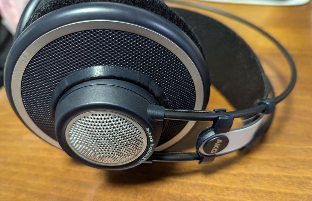 AKG K702 ヘッドホン ほぼ未使用の美品 本体とケーブルのみ