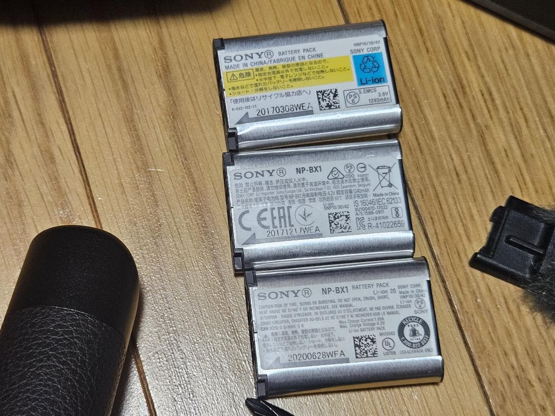 SONY VLOGCAM ZV-1 24-70mmF1.8-2.8+アクセサリー