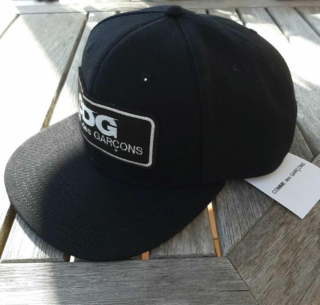 新品未使用コムデギャルソンキャップCDGロゴブラック - メルカリ