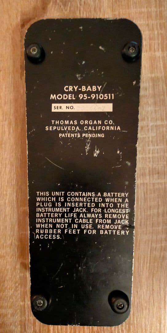 ビンテージ】THOMAS ORGAN Crybaby 95-910511 - メルカリ