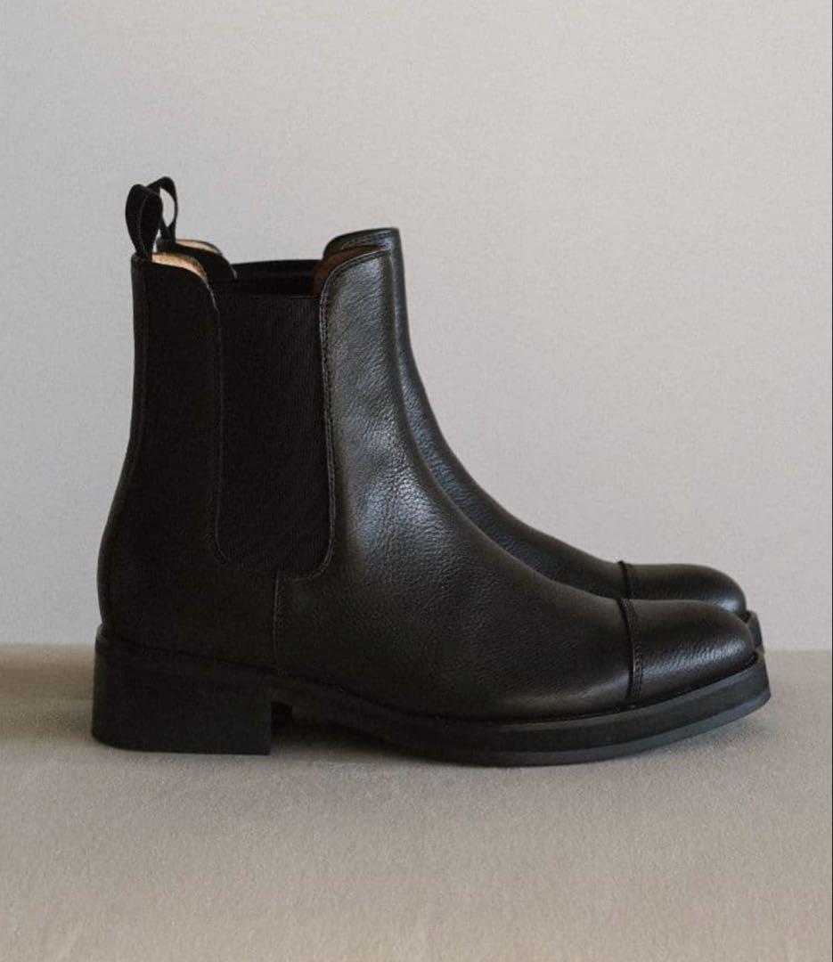 Shiun GRAIN CHELSEA BOOTS 37