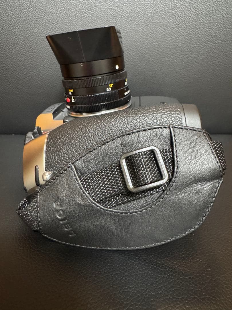 新同 美品！LEICA R8カメラ +MD-R8+エルマリート28mm+フィルム - メルカリ