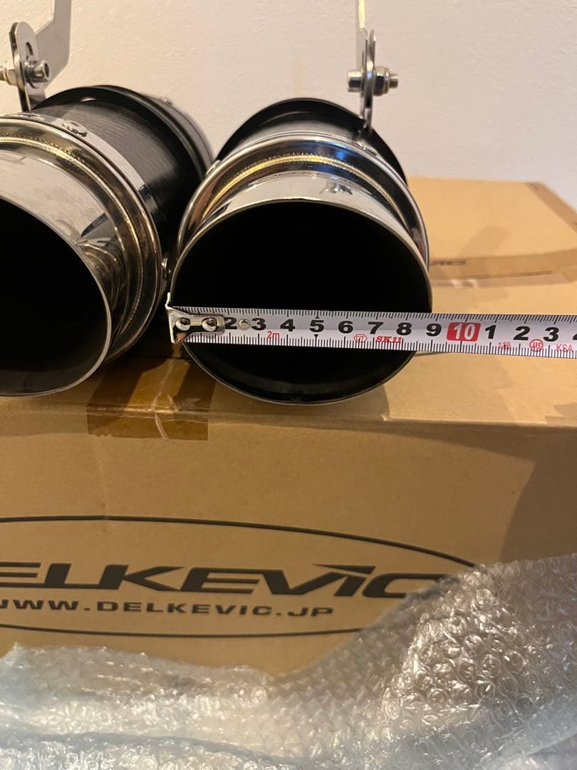 TRIUMPH SpeedTriple1050 Delkevic マフラー2本 - メルカリ