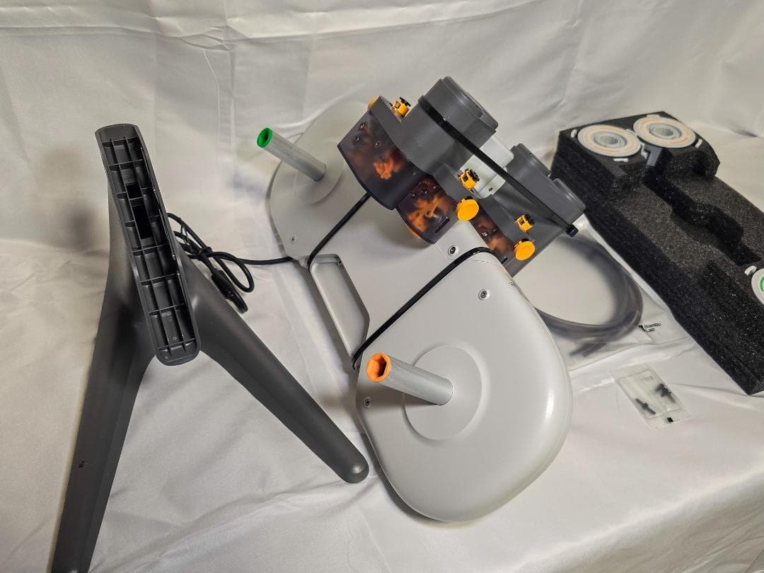 新品未使用 Bambu lab AMS Lite Bambu Lab AMS lite - Automatic Material System | Bambu Lab CA Store