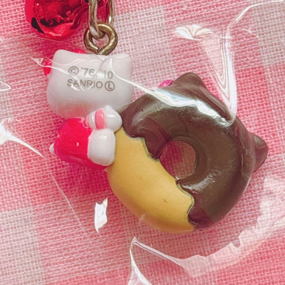 激レア】ご当地キティ スイーツ 根付け ストラップ ドーナツ
