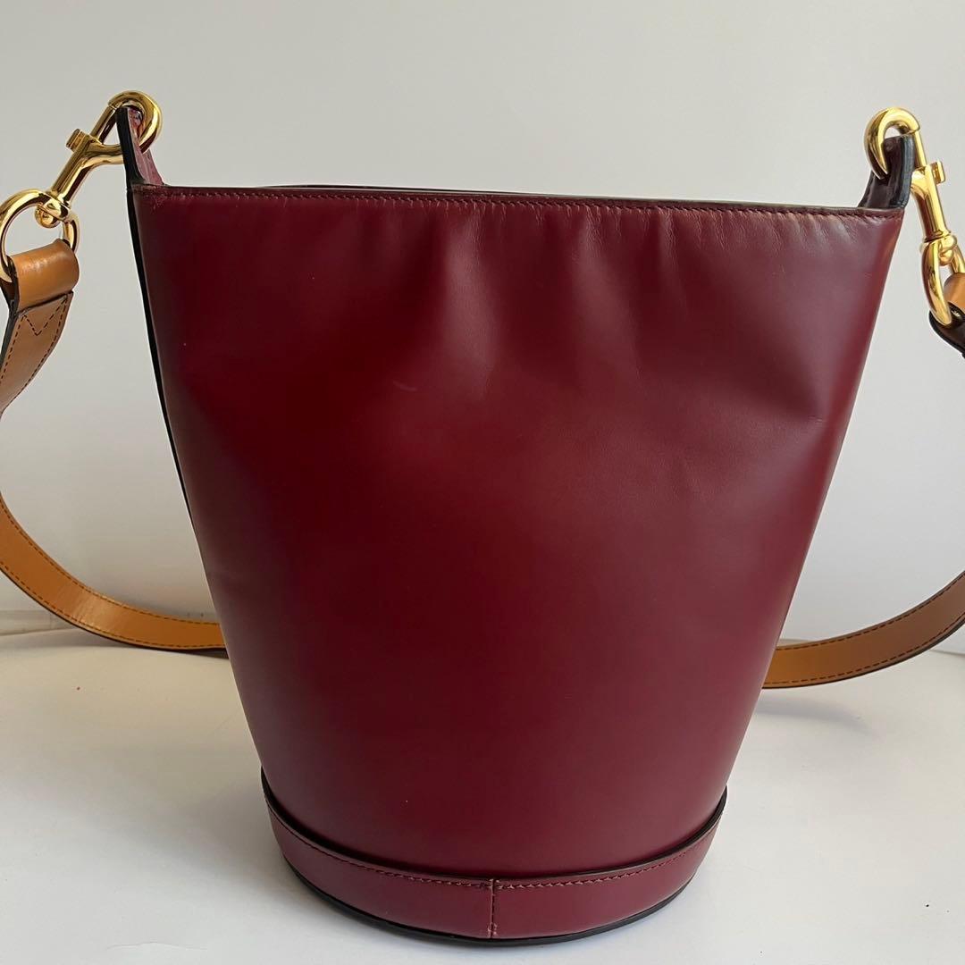 極美品✨ MARNI マルニ ショルダーバッグ バケツバッグ レザー 赤系