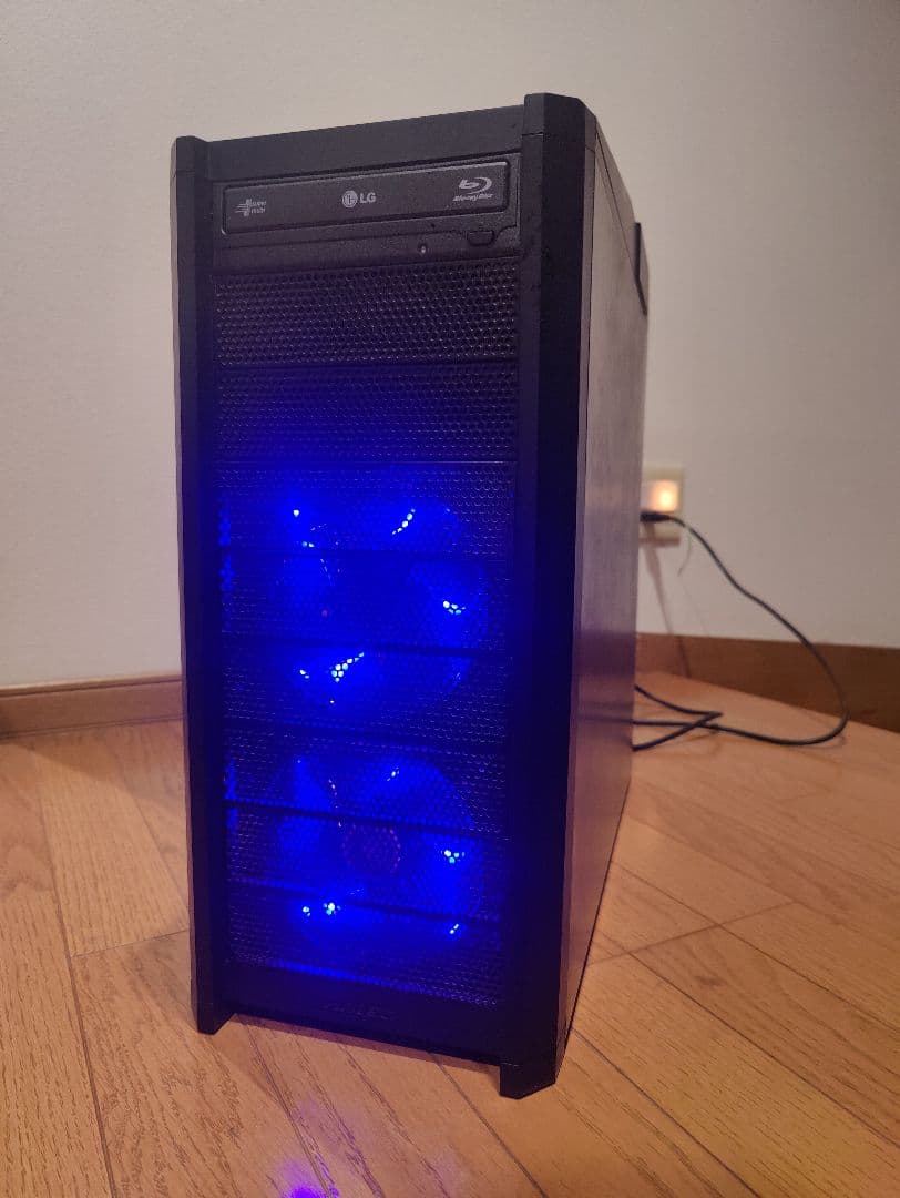 デスクトップPC（i7-3770K / GeForce GTX660Ti） 577120f6261985b8.jpg