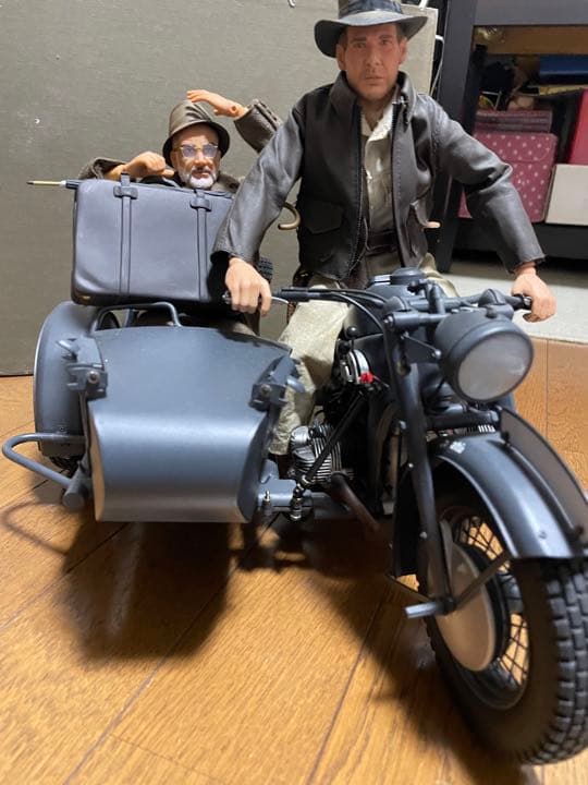 インディ・ジョーンズ／最後の聖戦』 サイドカーシーン再現フィギュア