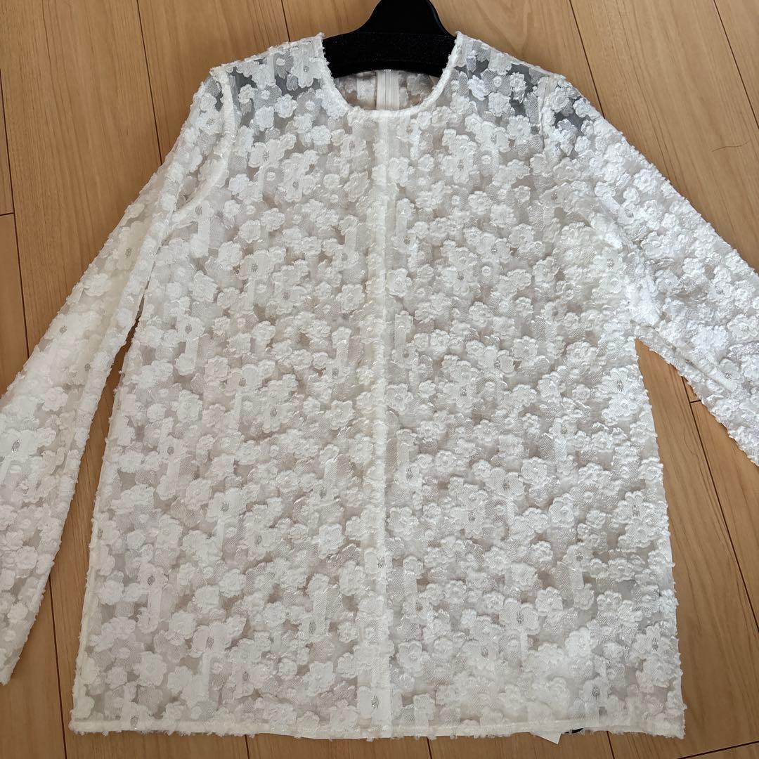 新品未使用】yori/shirocon レースジャガードブラウス 34 - メルカリ
