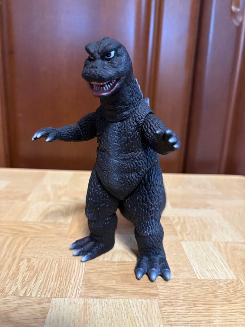 バンダイ ムービーモンスターシリーズ STANDARD☆ゴジラ1968☆ソフビ