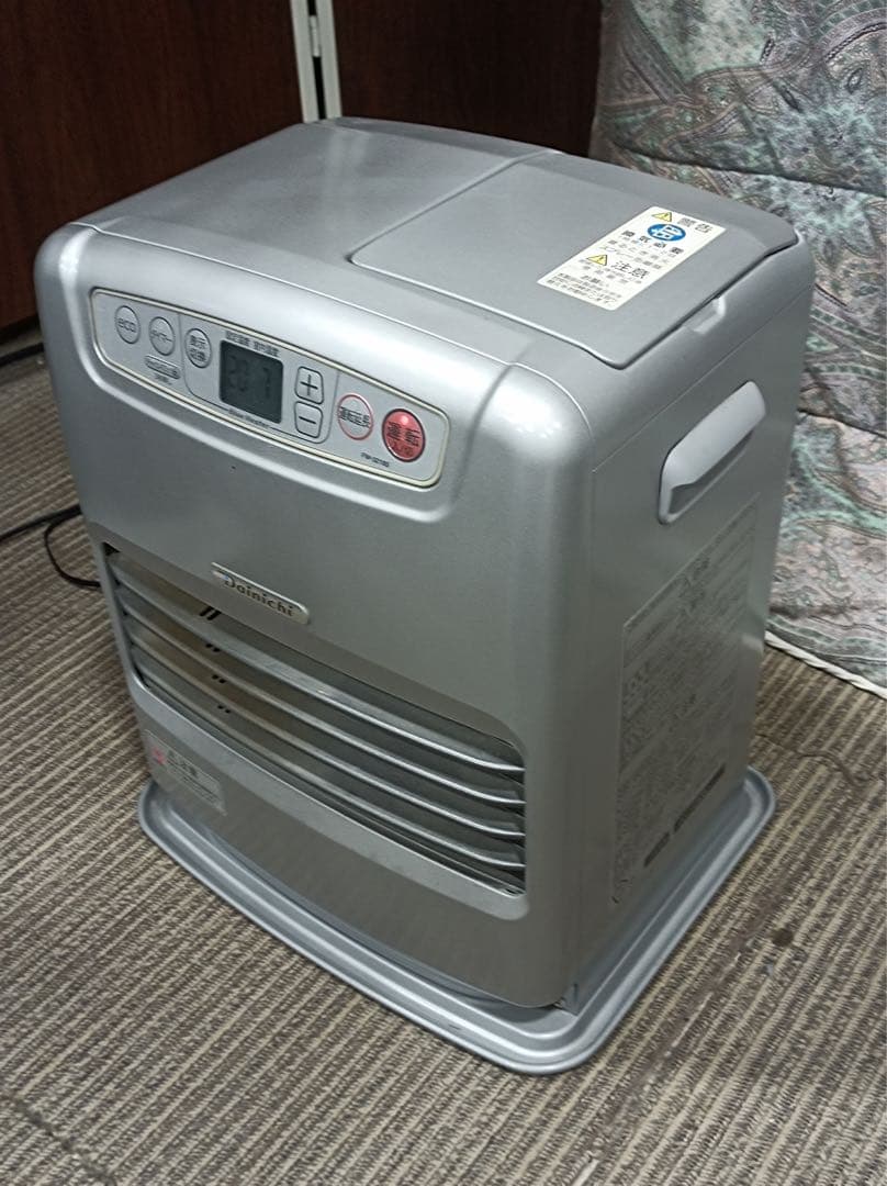 八6826] ダイニチ 2019年製 ブルーヒーター FW-3219S - メルカリ