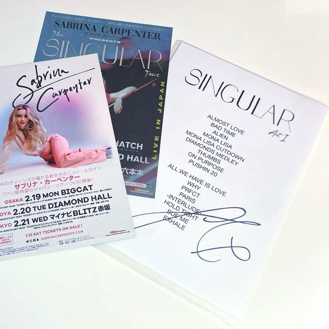 サブリナカーペンター 直筆サイン入りセトリ ライブ - メルカリ