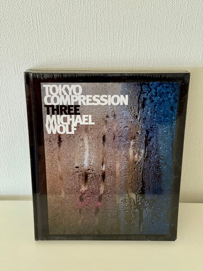 MICHAEL WOLF 写真集 TOKYO COMPRESSION THREE Amazon | Michael Wolf - Tokyo Compression Three | Individual Artists