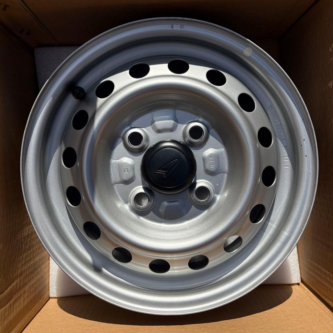 ダイハツ純正 ハイゼットトラック 新車外しホイール4本 - メルカリ