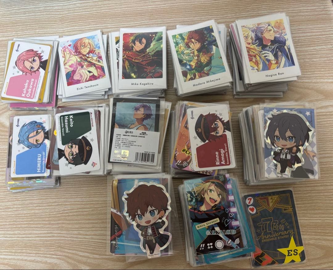 ブラッククローバー ホログラム缶バッジ ヤミ フエゴレオンの通販はau