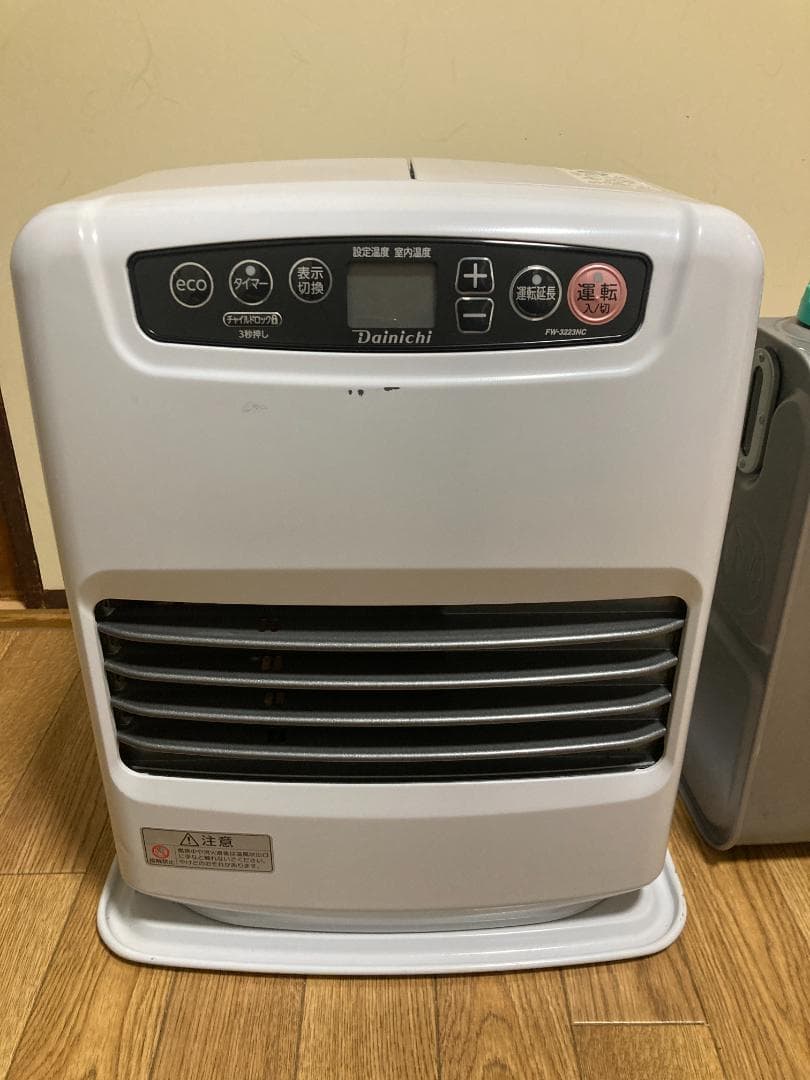 ★美品★2023年製★5.0L ★ダイニチ 石油ファンヒーターFW-3223NC