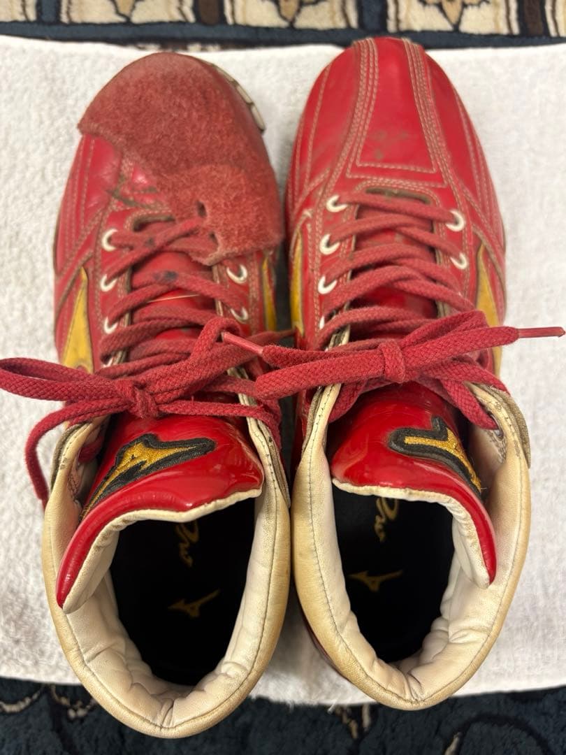 【黄金騎士テンテン】ミズノプロオーダースパイク赤/黄 26.5cm