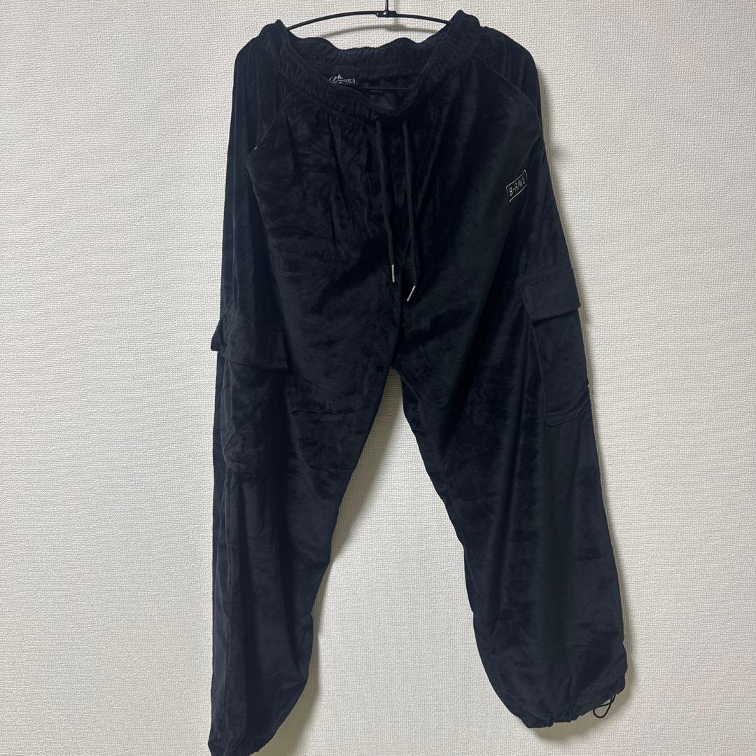 HANA B-RAVE ベロアセットアップ - メルカリ