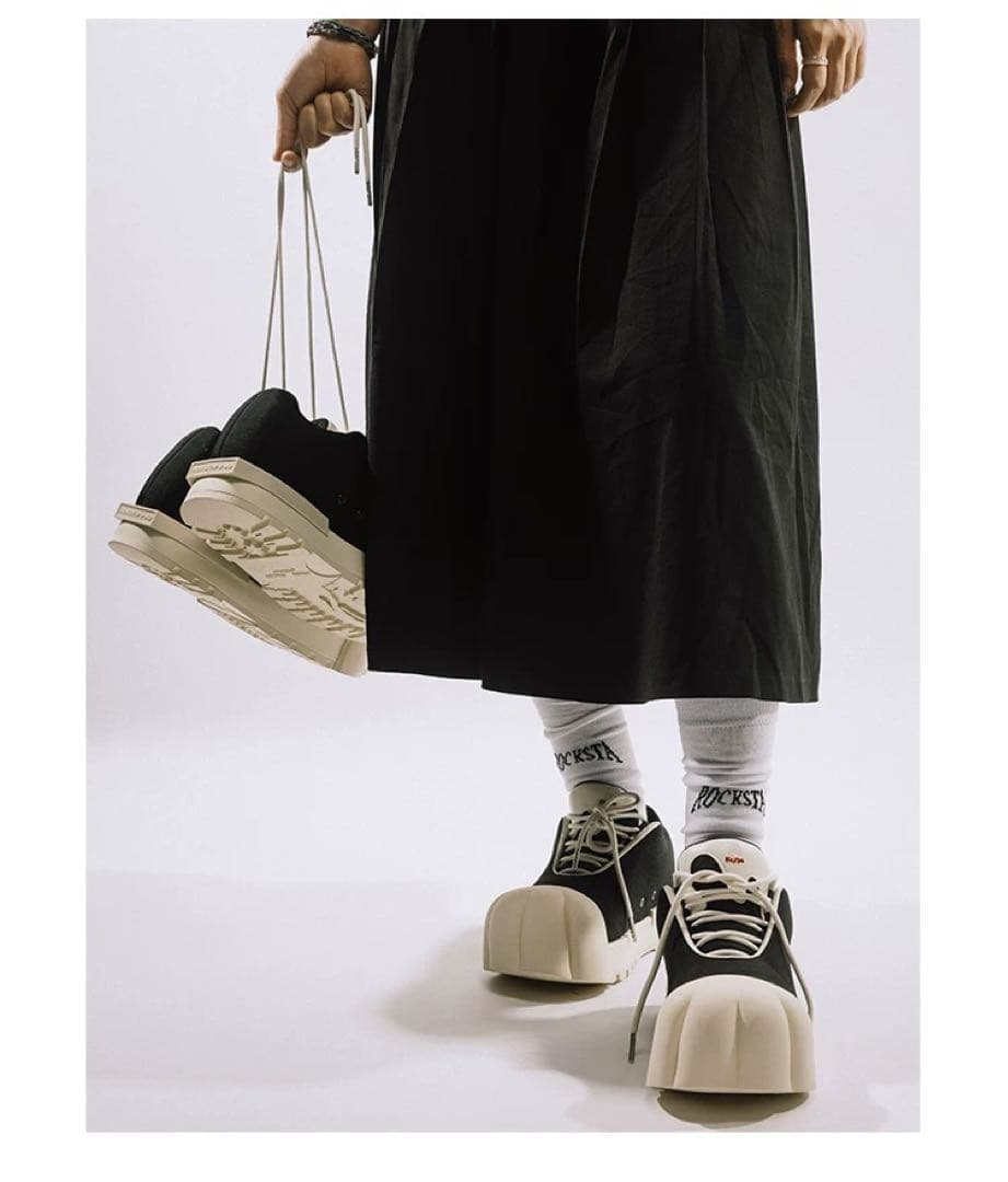 FVVO × ROCKSTAxMAOZYWORLD BOOTSスニーカー 正規品 - メルカリ