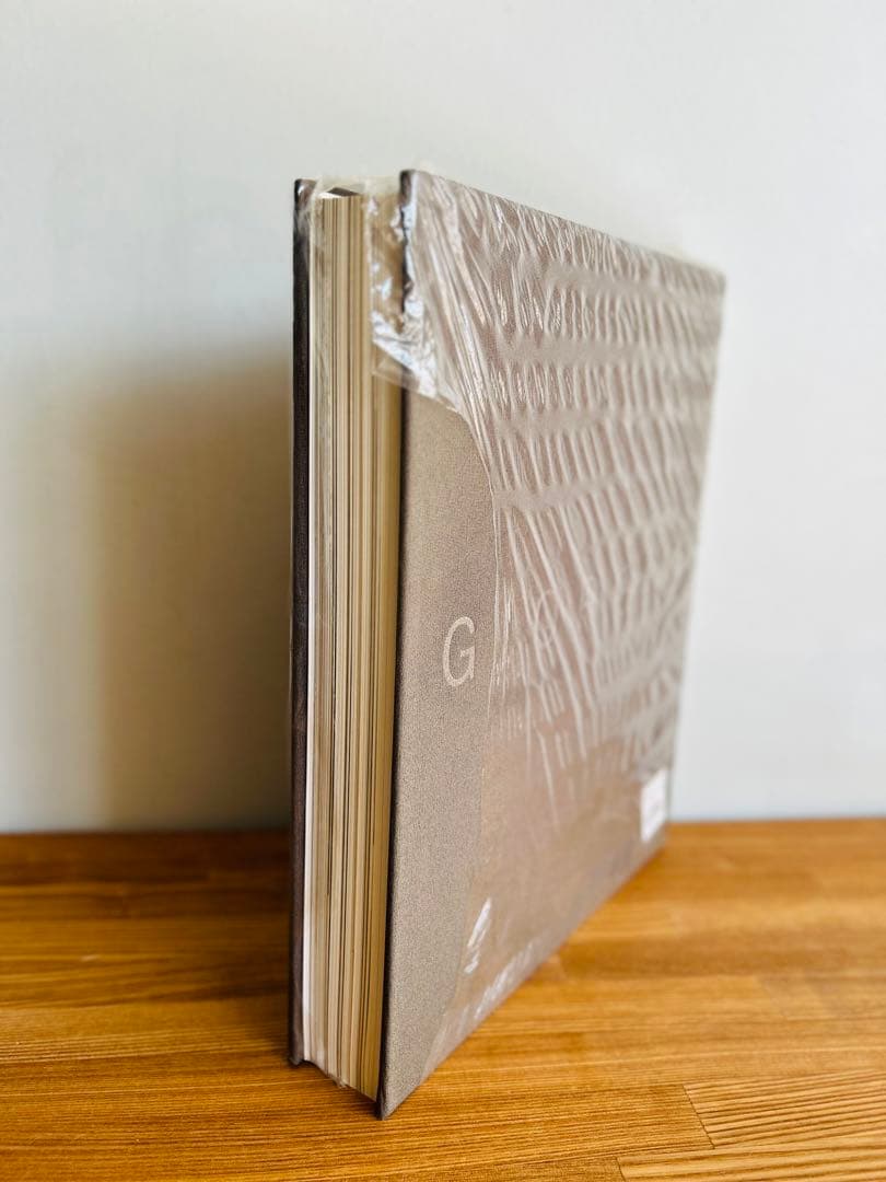 未開封 美品 希少 ジョルジオ・アルマーニ 25TH 写真集 - メルカリ