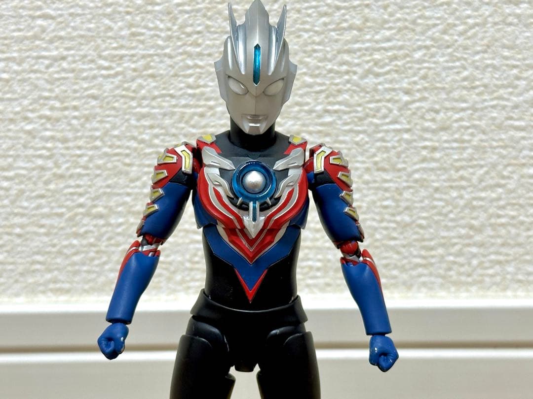 改造 発光 ウルトラマンオーブ ハリケーンスラッシュ S.H.Figuarts