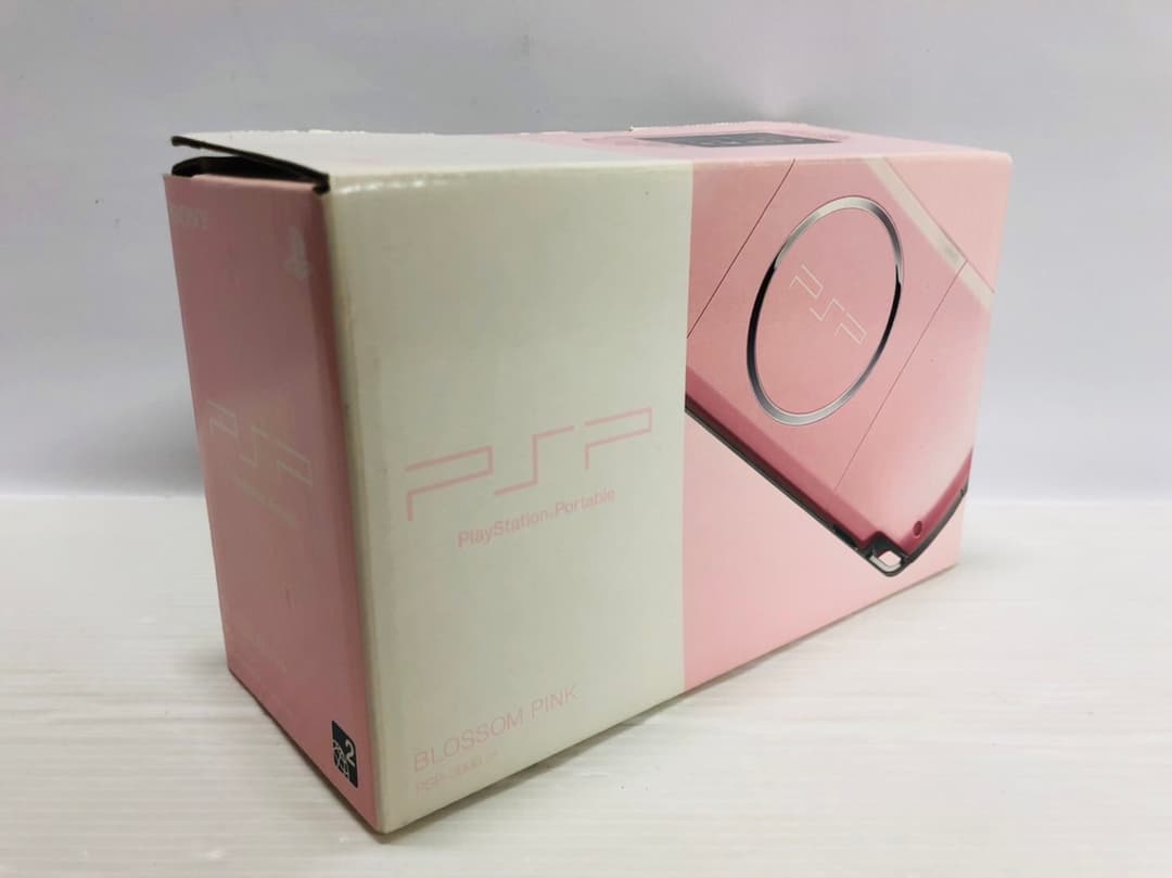 ★未使用品★極美品ブロッサム・ピンク (PSP-3000ZP)生産終了　訳