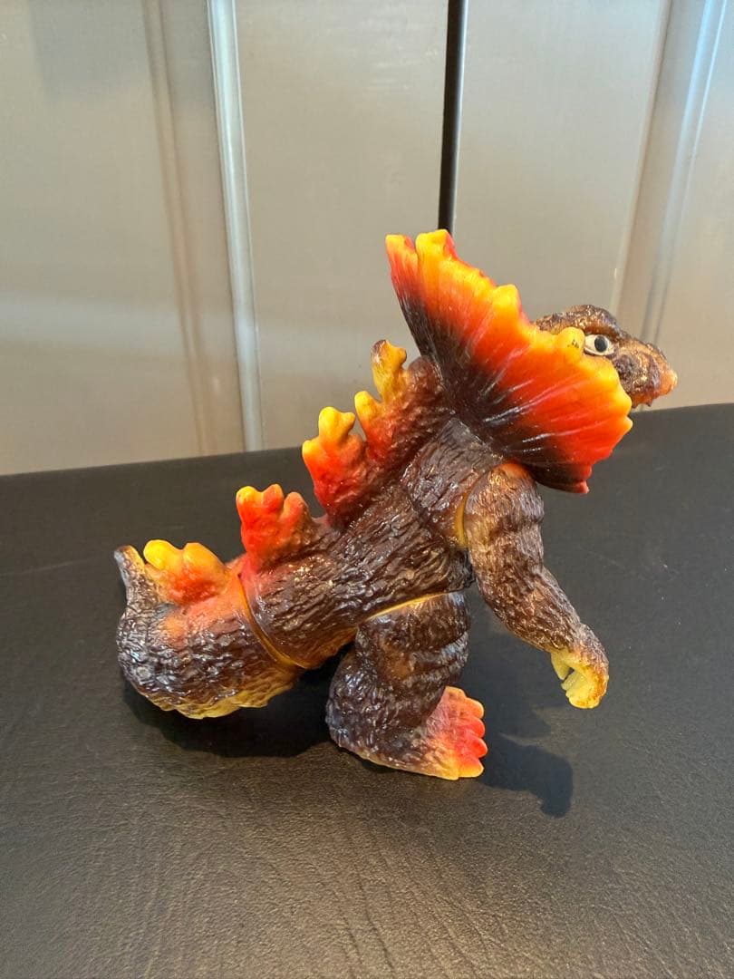 ウルトラマン怪獣ソフビ キングザウルス製エリ巻き怪獣ジラース 足形足