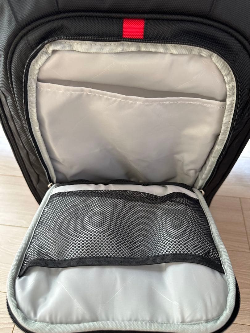 Titleist キャリー付きバックパック 40L 黒 旅行・ゴルフ - メルカリ