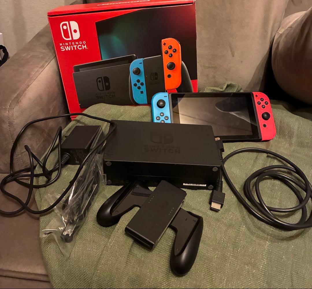 ニンテンドー　Switch 本体　箱付き Amazon.co.jp: Nintendo Switch 本体 (ニンテンドースイッチ) Joy-Con