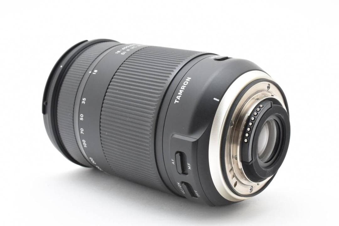 TAMRON 18-400mm F3.5-6.3 DiII VC HLD ニコン